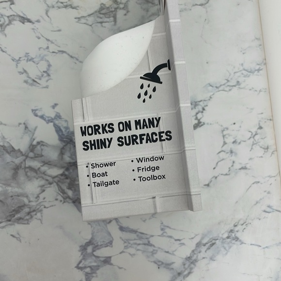 NIB 30 Watt White Shower Slim Can Seltzer Holder - Picture 3 of 6